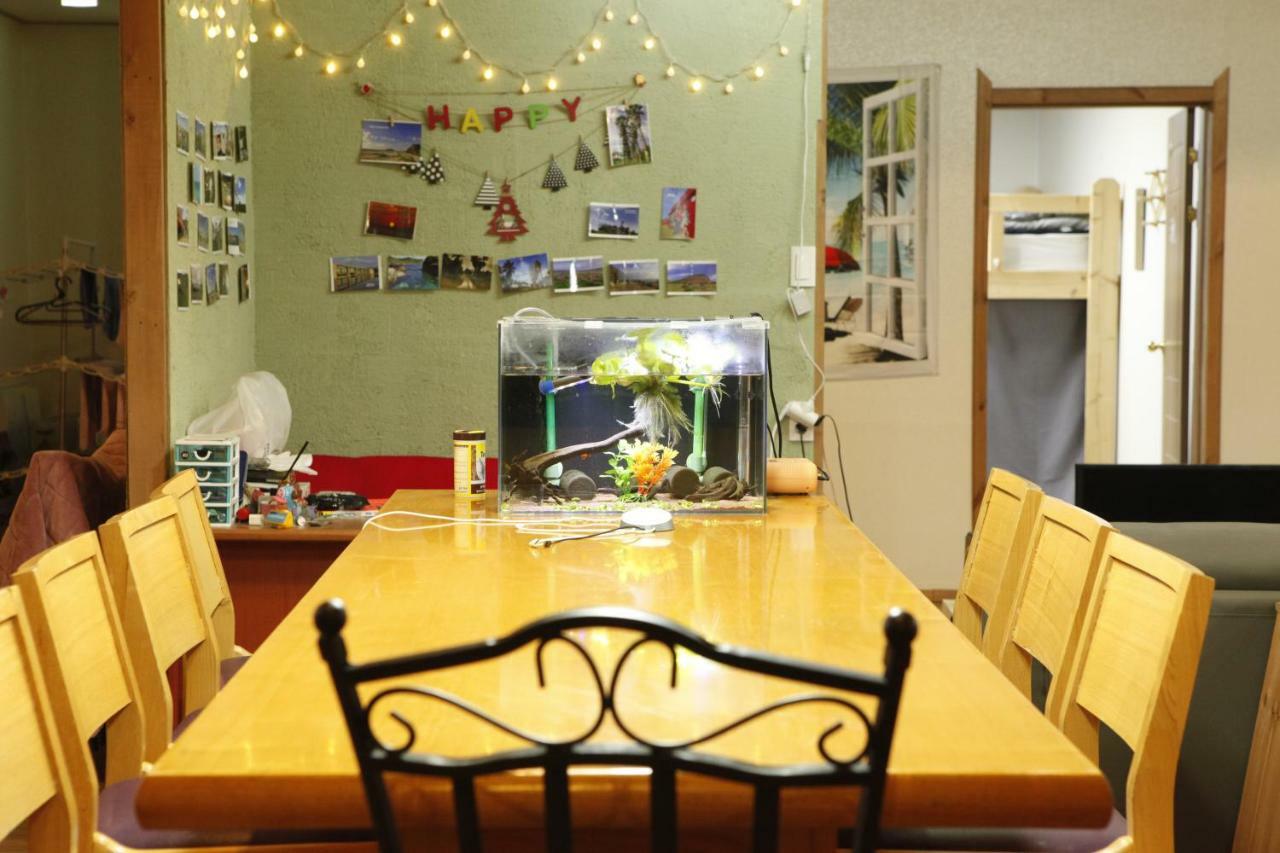 Baozen Guesthouse Jeju Bagian luar foto