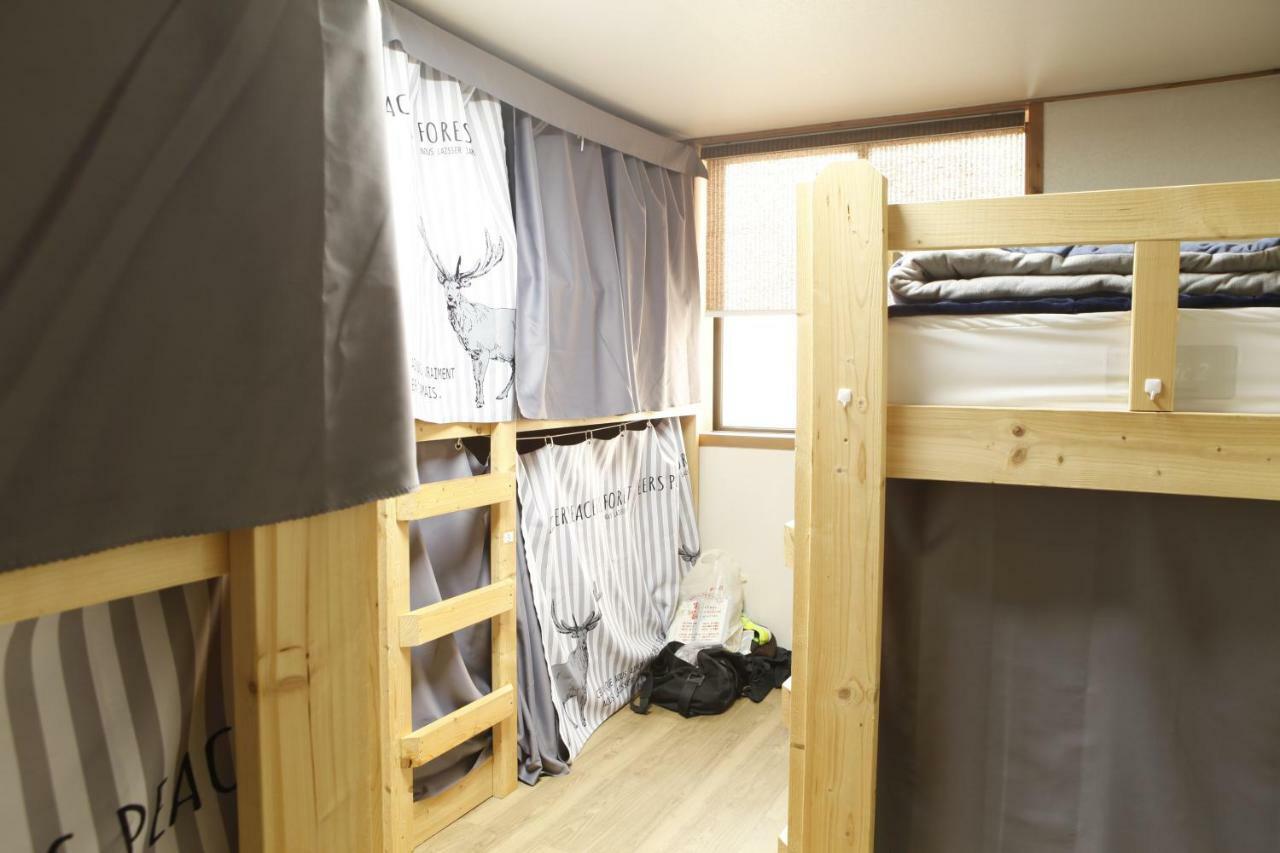 Baozen Guesthouse Jeju Bagian luar foto