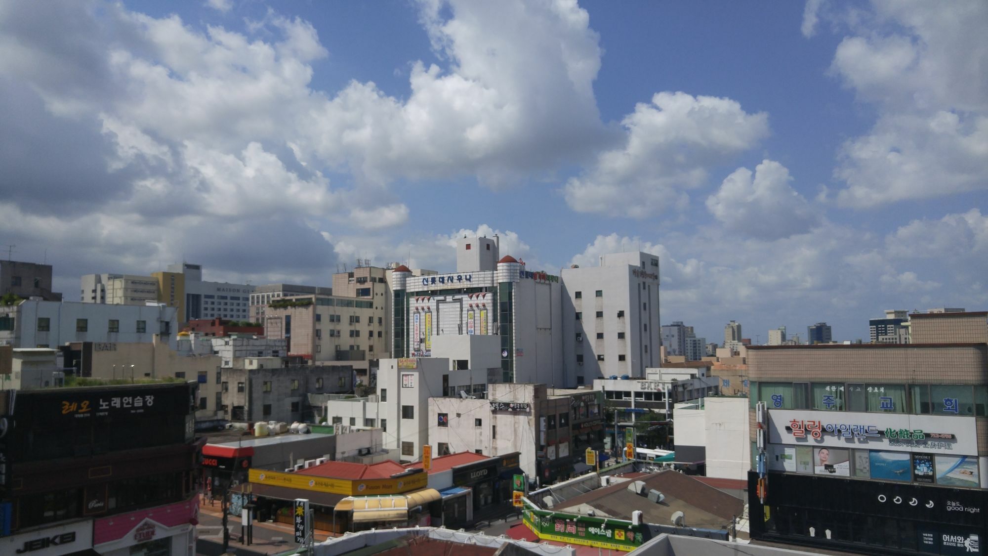 Baozen Guesthouse Jeju Bagian luar foto